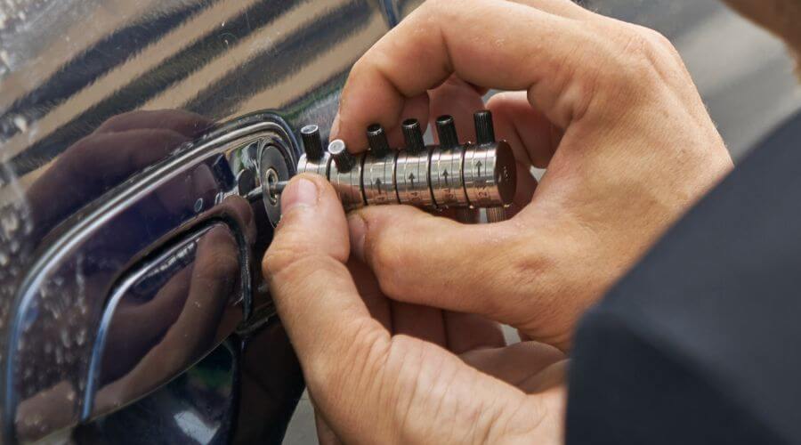 Professional residential roofers in McKenzie, TN